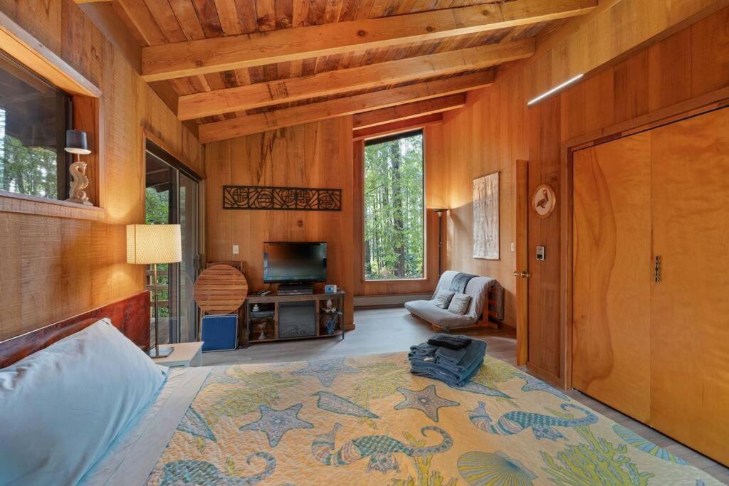 Grandma'S Cabin By The Sea Гвалала Экстерьер фото